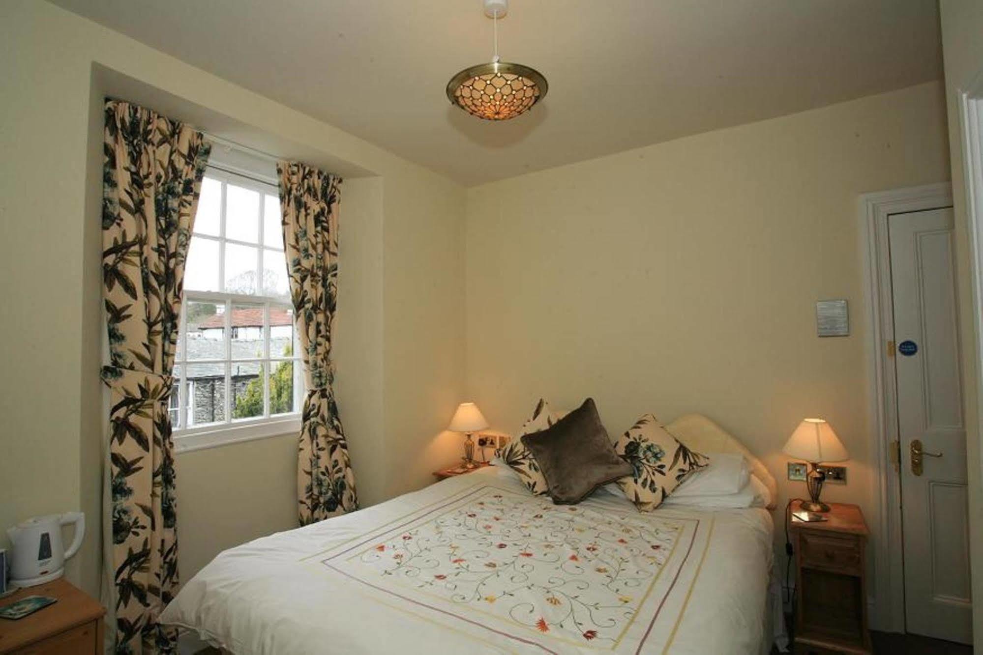 Bed and Breakfast Fairfield House And Gardens à Bowness-on-Windermere Extérieur photo